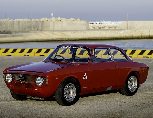 THE ITALIAN ALFA ROMEO REGISTER CELEBRATES THE 60TH ANNIVERSARY OF THE  GIULIA COUPÈ IN BOLOGNA