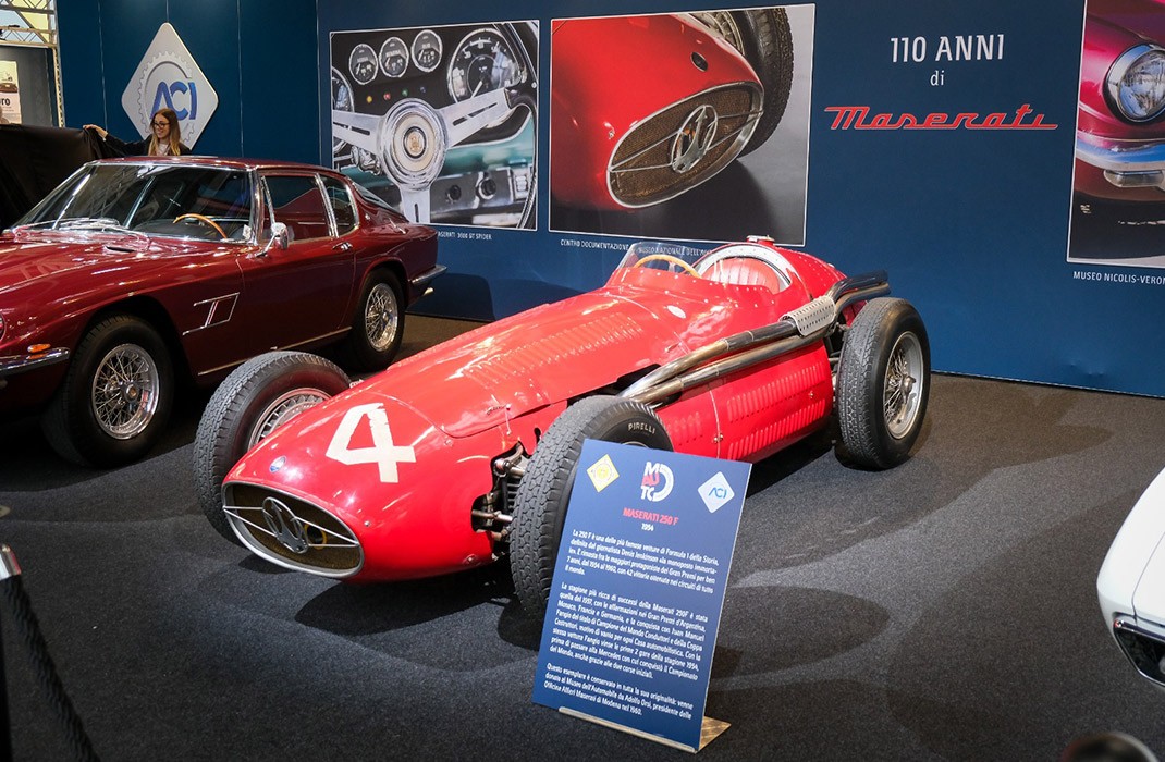images/7965/ame-f1.jpg